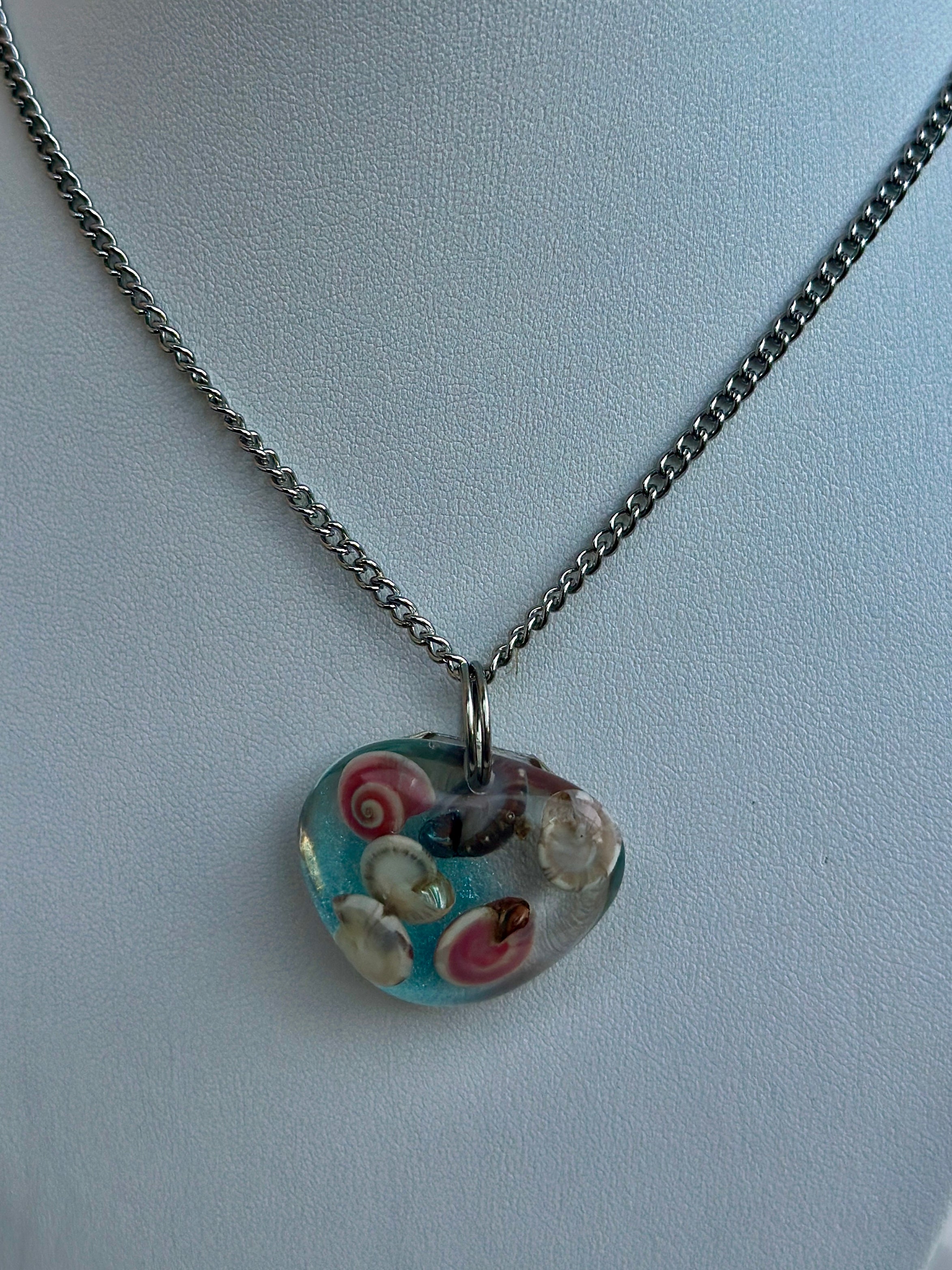 On Da Shore Pendant - Chain Necklace