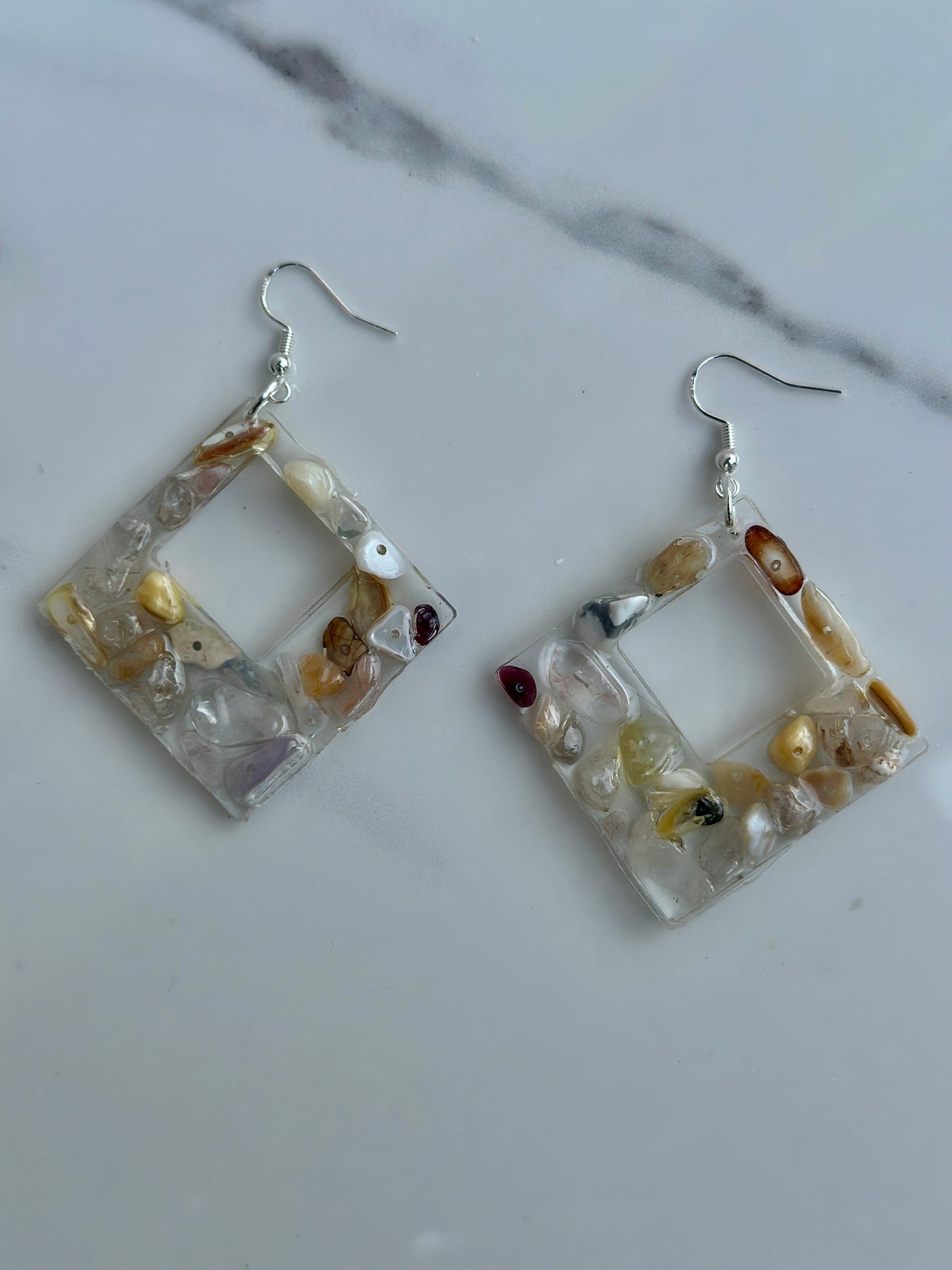 Natural Chip Stone - Dangle Earring
