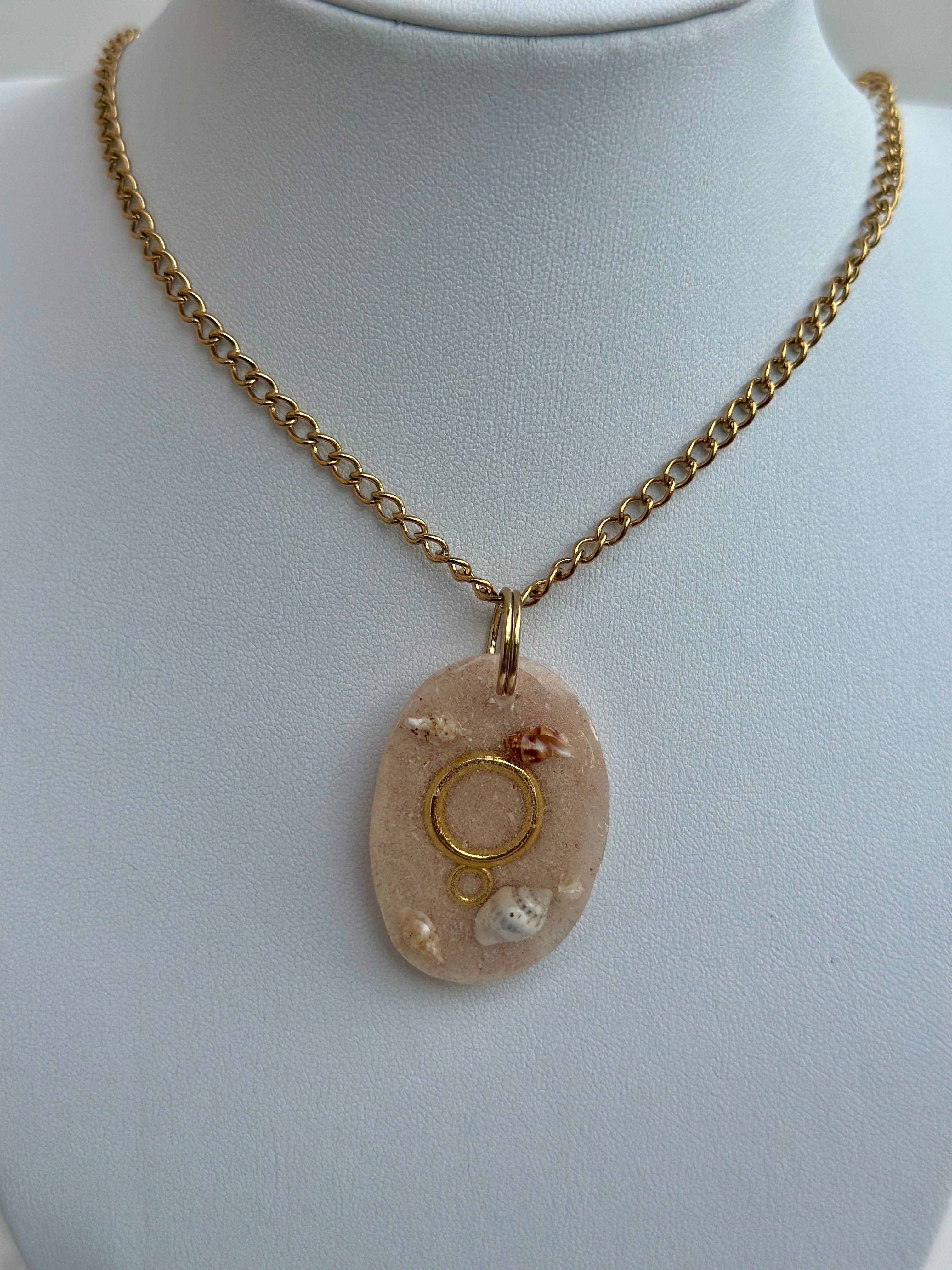 On Da Shore Pendant - Chain Necklace